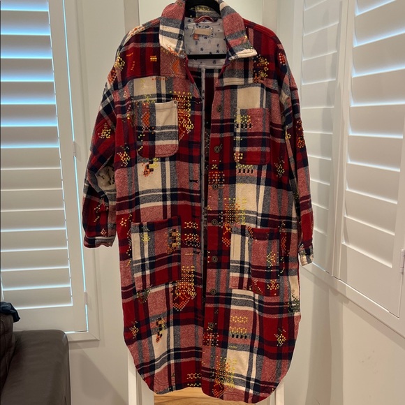 Pilcroplaid Embroidered Shacket - Picture 4 of 10